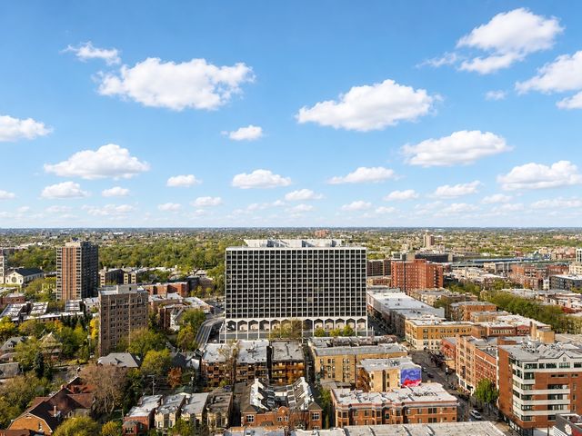 4343 N Clarendon Avenue 2707, Chicago, IL 60613
