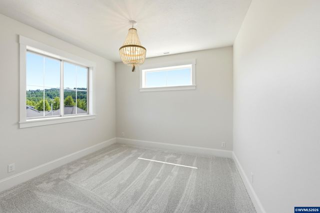3814 Illahe Hill Dr S, Salem, OR 97302