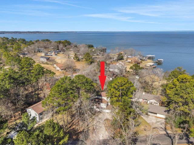 171 Kings Way, Coldspring, TX 77331