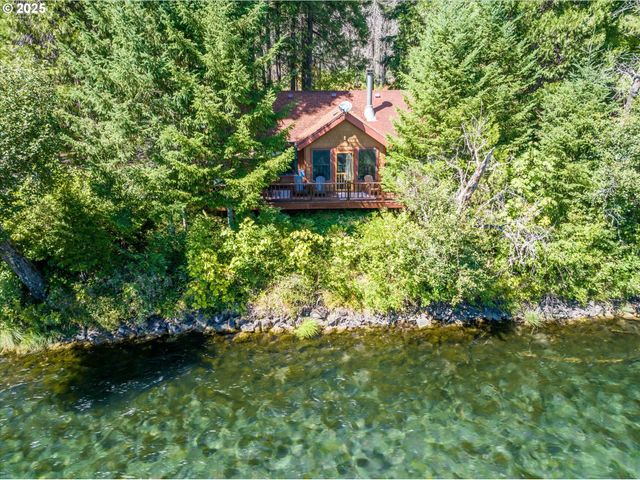 54444 MCKENZIE RIVER Dr, Blue River, OR 97413