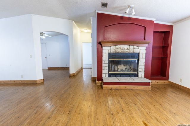 5526 Fm 20, Seguin, TX 78155