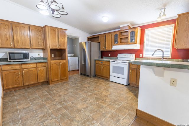 5526 Fm 20, Seguin, TX 78155