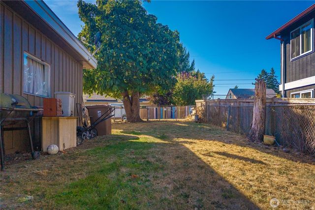 1561 S 35th Street, Tacoma, WA 98418