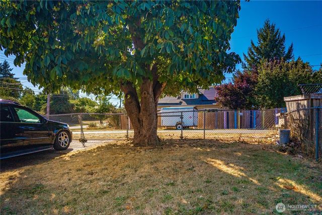 1561 S 35th Street, Tacoma, WA 98418