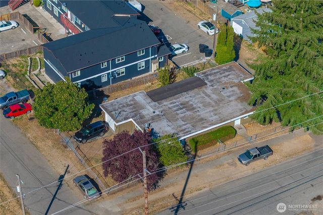 1561 S 35th Street, Tacoma, WA 98418