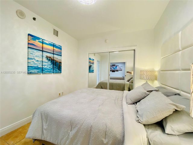 1830 S Ocean Dr 4810, Hallandale Beach, FL 33009