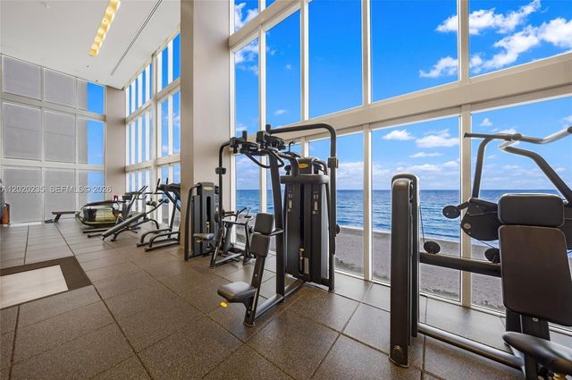 1830 S Ocean Dr 4810, Hallandale Beach, FL 33009