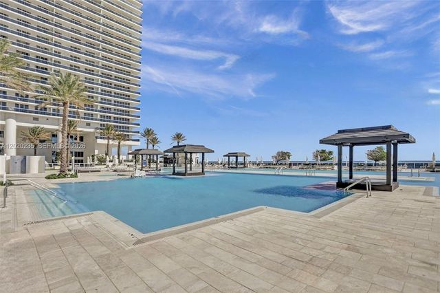 1830 S Ocean Dr 4810, Hallandale Beach, FL 33009