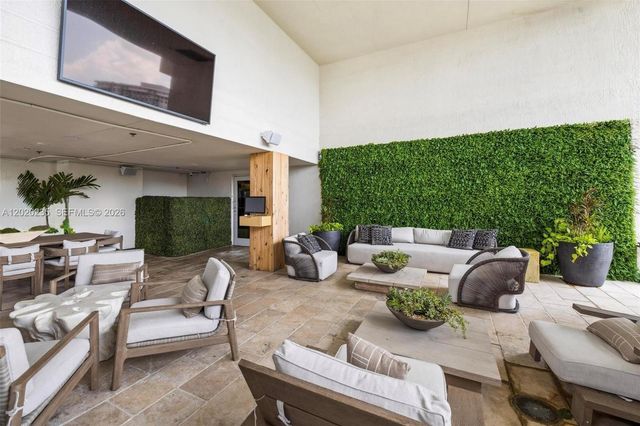 1830 S Ocean Dr 4810, Hallandale Beach, FL 33009