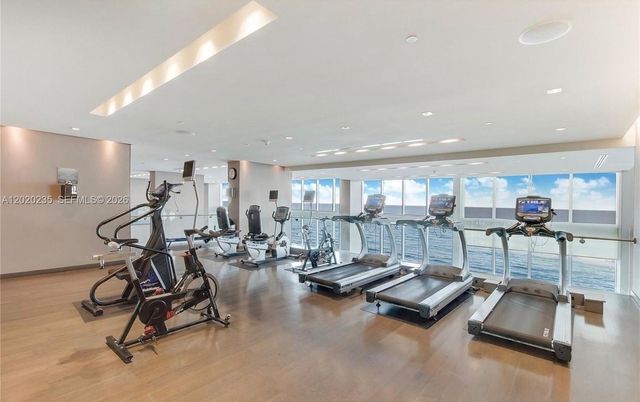 1830 S Ocean Dr 4810, Hallandale Beach, FL 33009