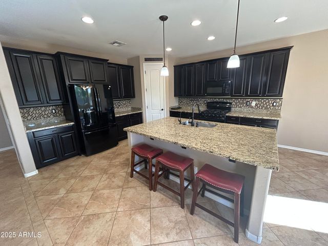 18627 W NORTH Lane, Waddell, AZ 85355