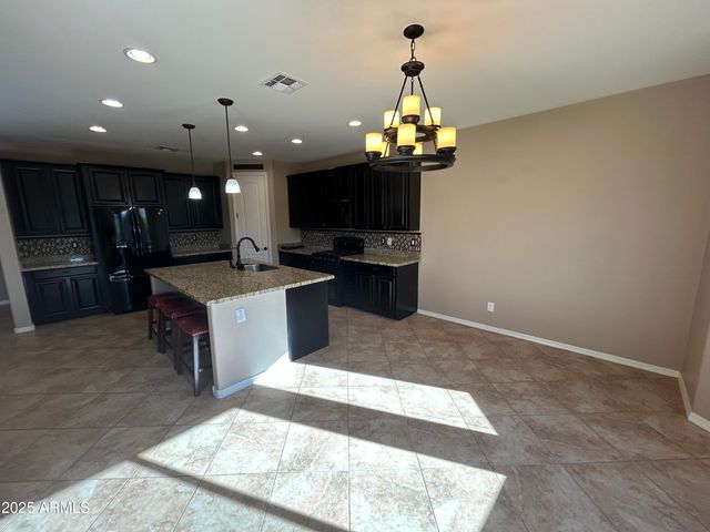 18627 W NORTH Lane, Waddell, AZ 85355