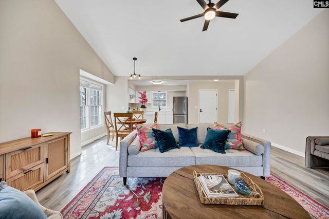 1 N Lake Pointe Drive, Columbia, SC 29229