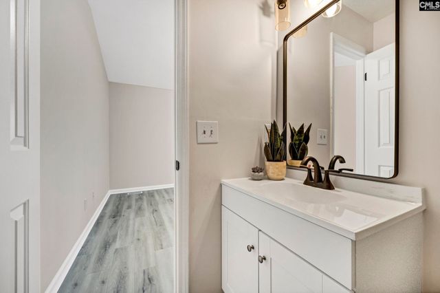 1 N Lake Pointe Drive, Columbia, SC 29229