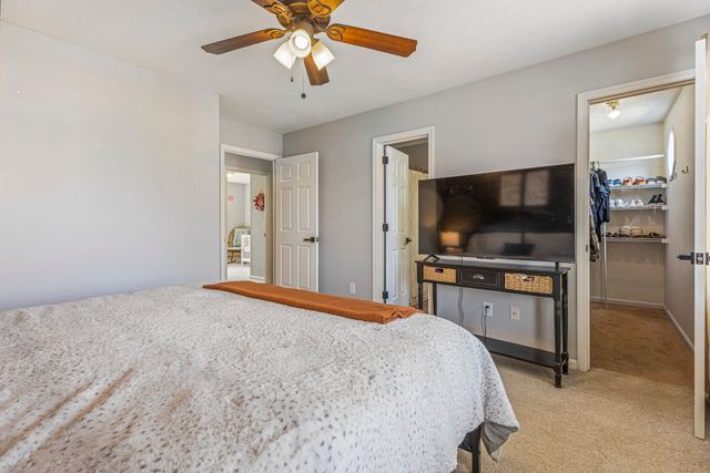 110 Edgehill Ln, Hendersonville, TN 37075