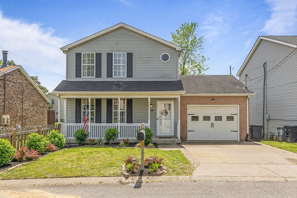 110 Edgehill Ln, Hendersonville, TN 37075
