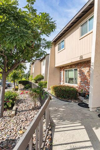 3433 Fairlomas Rd, National City, CA 91950