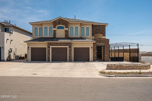 1126 Ismael Robles Street, Horizon City, TX 79928