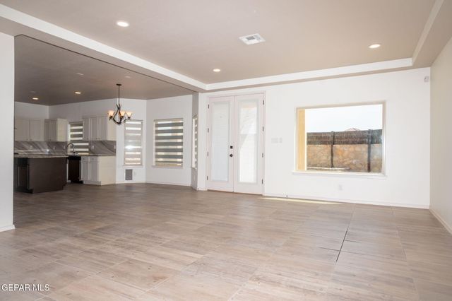 1126 Ismael Robles Street, Horizon City, TX 79928