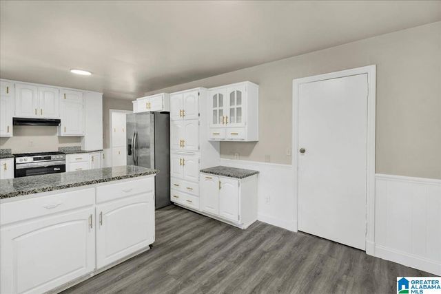 964 HILLCREST AVENUE, Birmingham, AL 35235