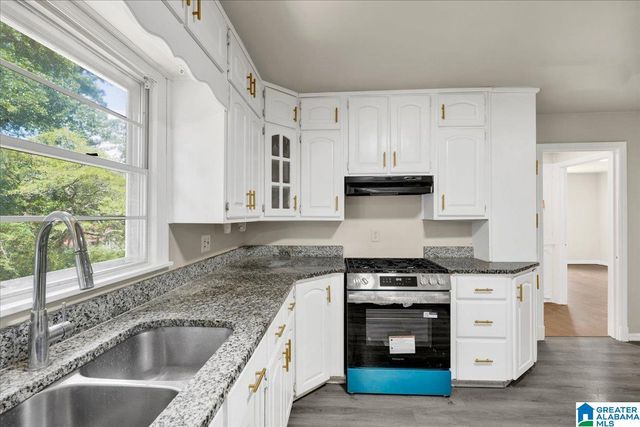 964 HILLCREST AVENUE, Birmingham, AL 35235