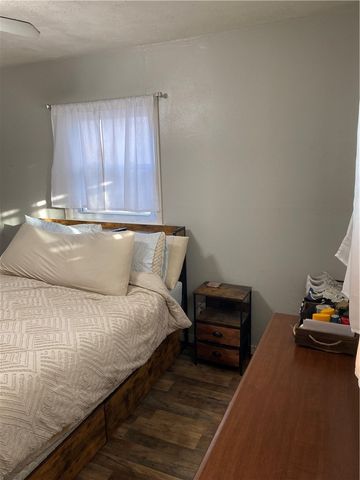 600 American St, California, PA 15419