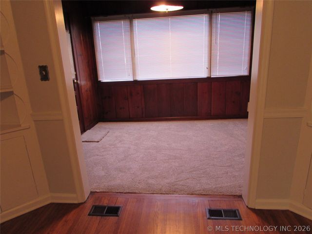 4707 E 9th Street, Tulsa, OK 74112
