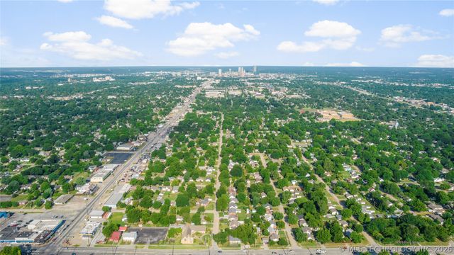 4707 E 9th Street, Tulsa, OK 74112