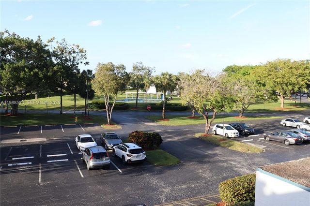 1470 NW 80th Ave 308, Margate, FL 33063