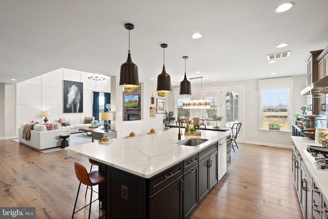 14342 TROTTERS RIDGE PL, Nokesville, VA 20181