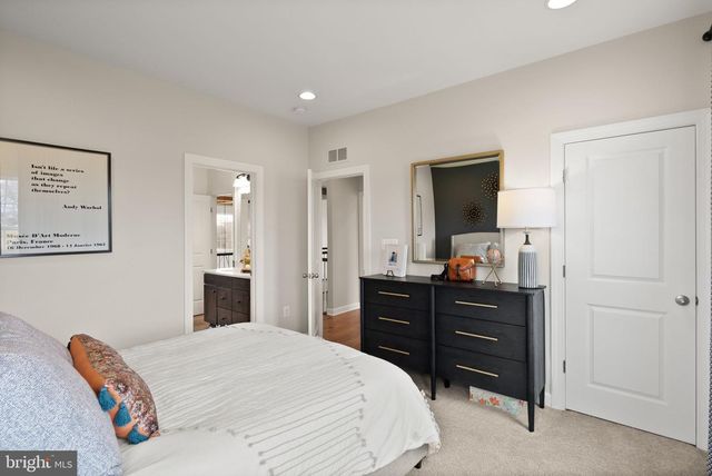 14342 TROTTERS RIDGE PL, Nokesville, VA 20181