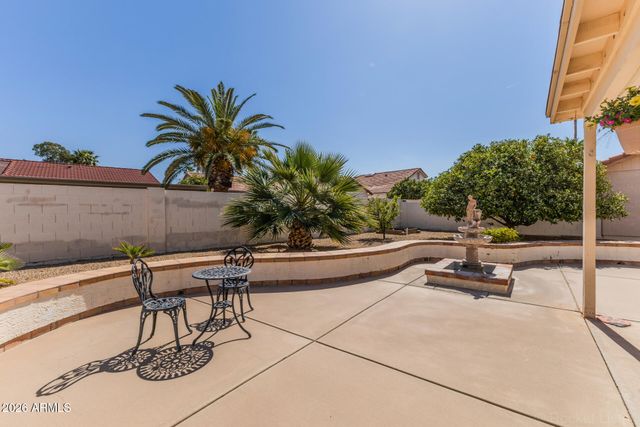 26615 S MOONSHADOW Drive, Sun Lakes, AZ 85248