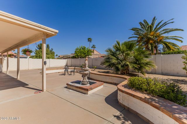 26615 S MOONSHADOW Drive, Sun Lakes, AZ 85248
