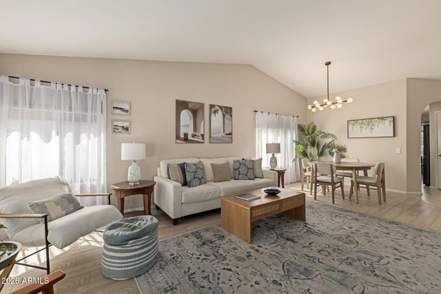 26615 S MOONSHADOW Drive, Sun Lakes, AZ 85248