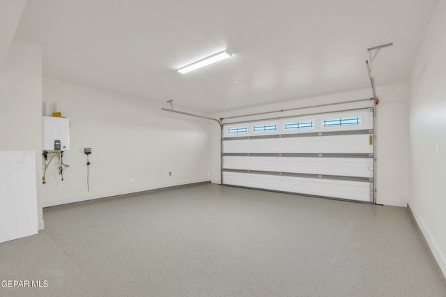 601 Paseo De La Reina Street, Horizon City, TX 79928