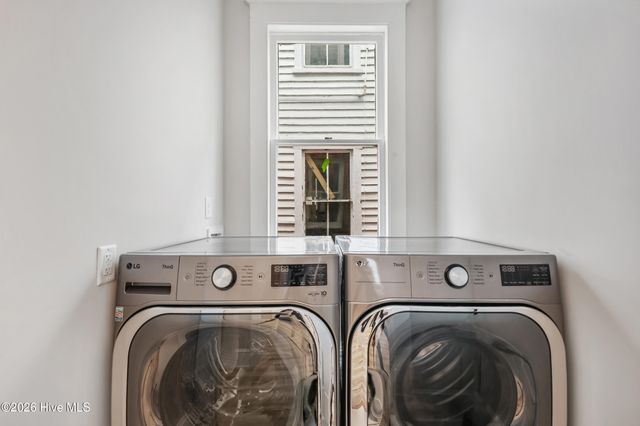 403 Dock Street Unit A, Wilmington, NC 28401