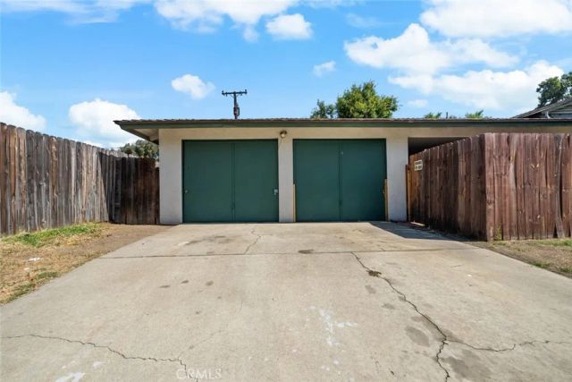 1925 Royalty Drive, Pomona, CA 91767