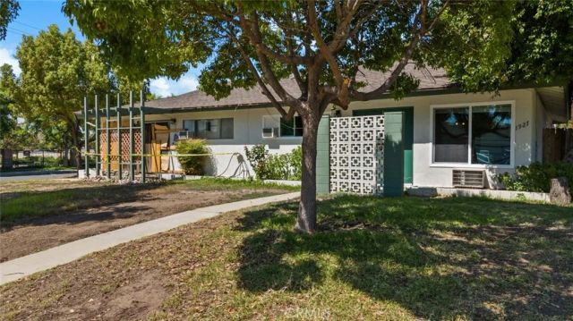 1925 Royalty Drive, Pomona, CA 91767