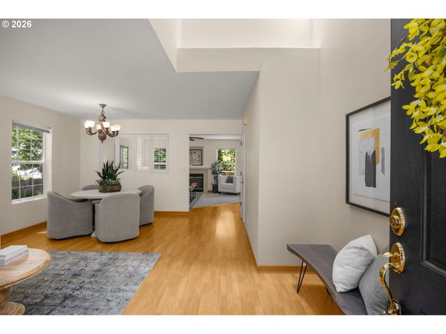 129 Ne DANBURY Ave, Hillsboro, OR 97124