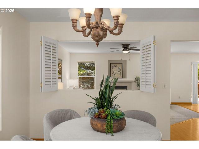 129 Ne DANBURY Ave, Hillsboro, OR 97124