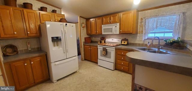 13 LITTLE JOHN DR, Elkton, MD 21921