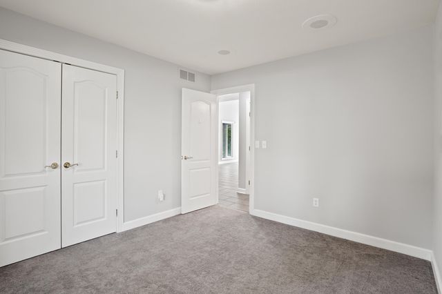 1906 GRANT LN, Columbia, MO 65203
