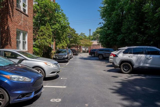 690 Piedmont Avenue NE 17, Atlanta, GA 30308
