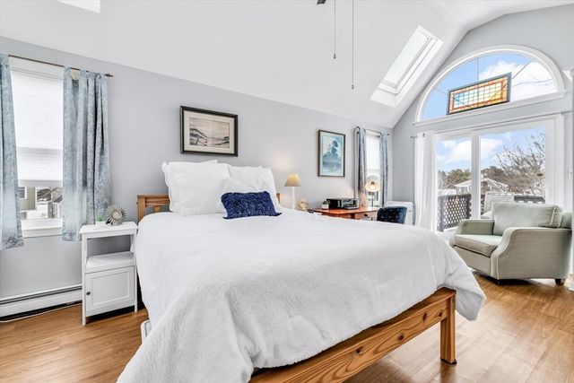 111 School St 5, Dennis, MA 02670