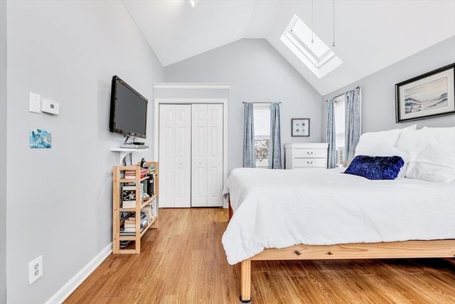 111 School St 5, Dennis, MA 02670