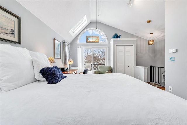 111 School St 5, Dennis, MA 02670