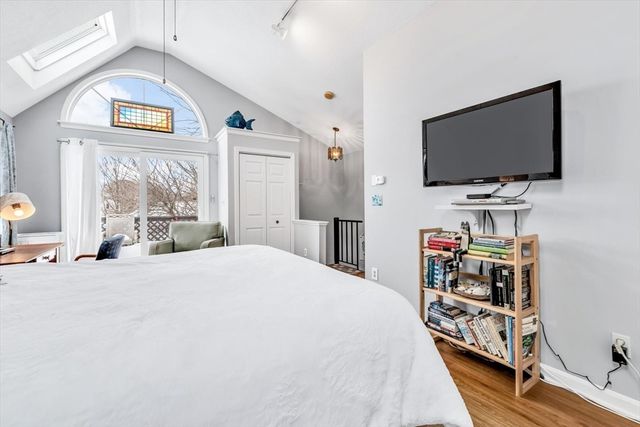 111 School St 5, Dennis, MA 02670