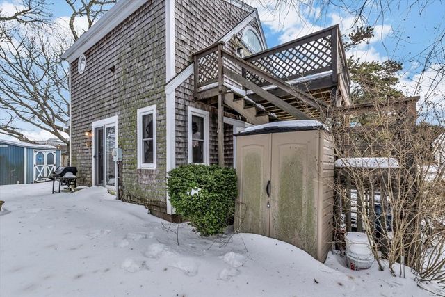 111 School St 5, Dennis, MA 02670