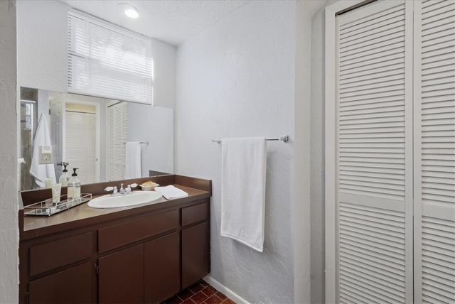 2020 E DOLPHIN DRIVE, Englewood, FL 34223