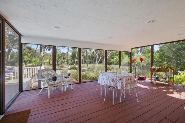 2020 E DOLPHIN DRIVE, Englewood, FL 34223